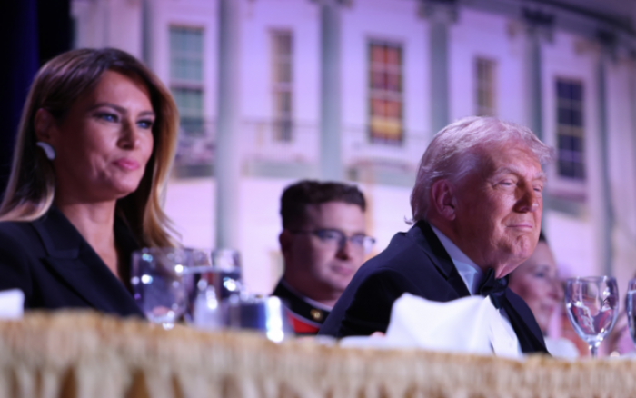 米当局、報道関係者の会合での発砲事件でトランプ大統領が標的の可能性を調査